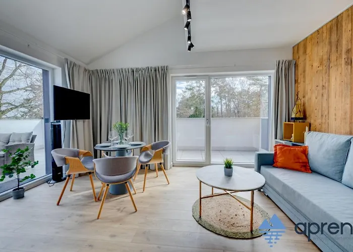 Mannianna Na Wydmach - Aprent * Pobierowo